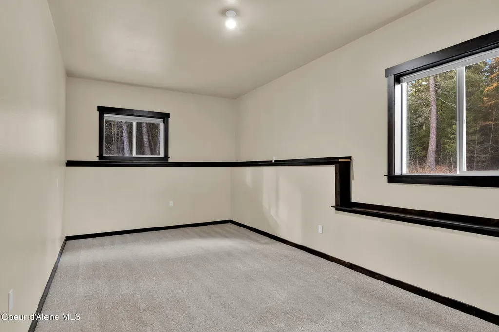 42 Seneacquoteen Drive Priest River ID 83856