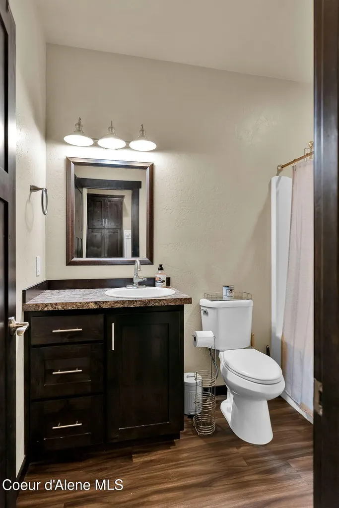 42 Seneacquoteen Drive Priest River ID 83856