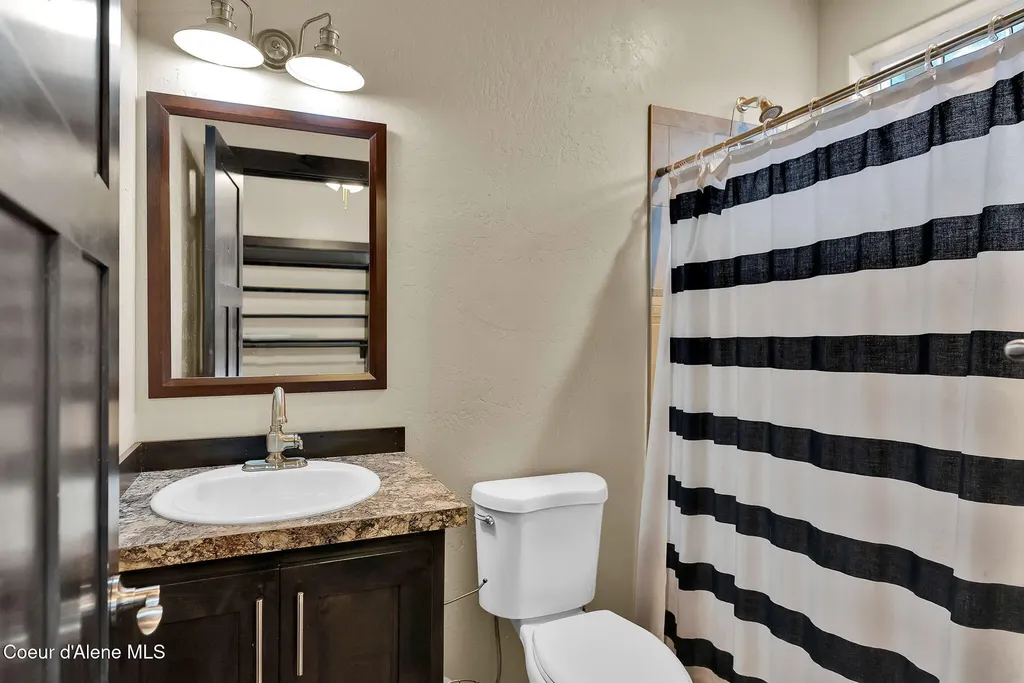 42 Seneacquoteen Drive Priest River ID 83856