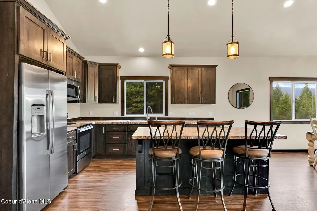 42 Seneacquoteen Drive Priest River ID 83856
