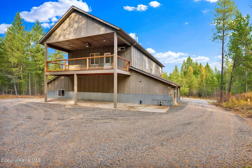 42 Seneacquoteen Drive Priest River ID 83856