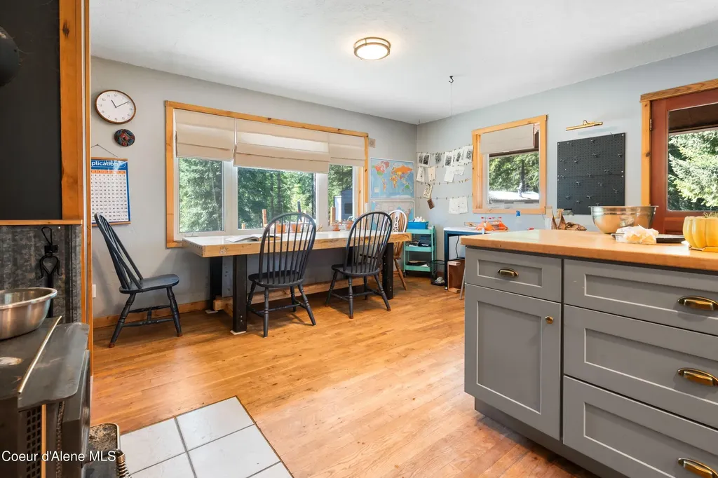 450 Coyote Way Bonners Ferry ID 83805