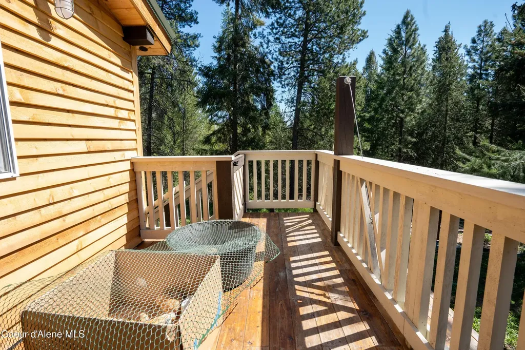 450 Coyote Way Bonners Ferry ID 83805