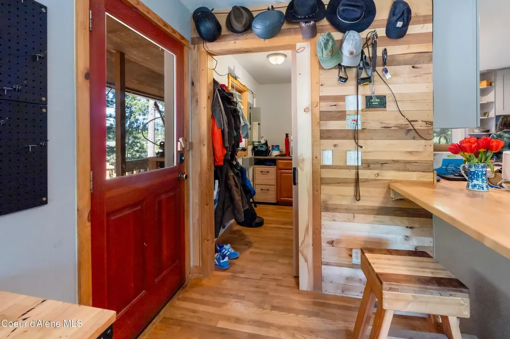 450 Coyote Way Bonners Ferry ID 83805