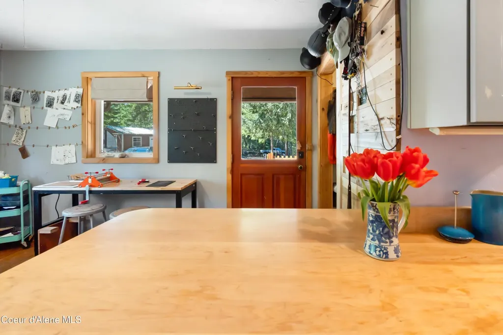 450 Coyote Way Bonners Ferry ID 83805