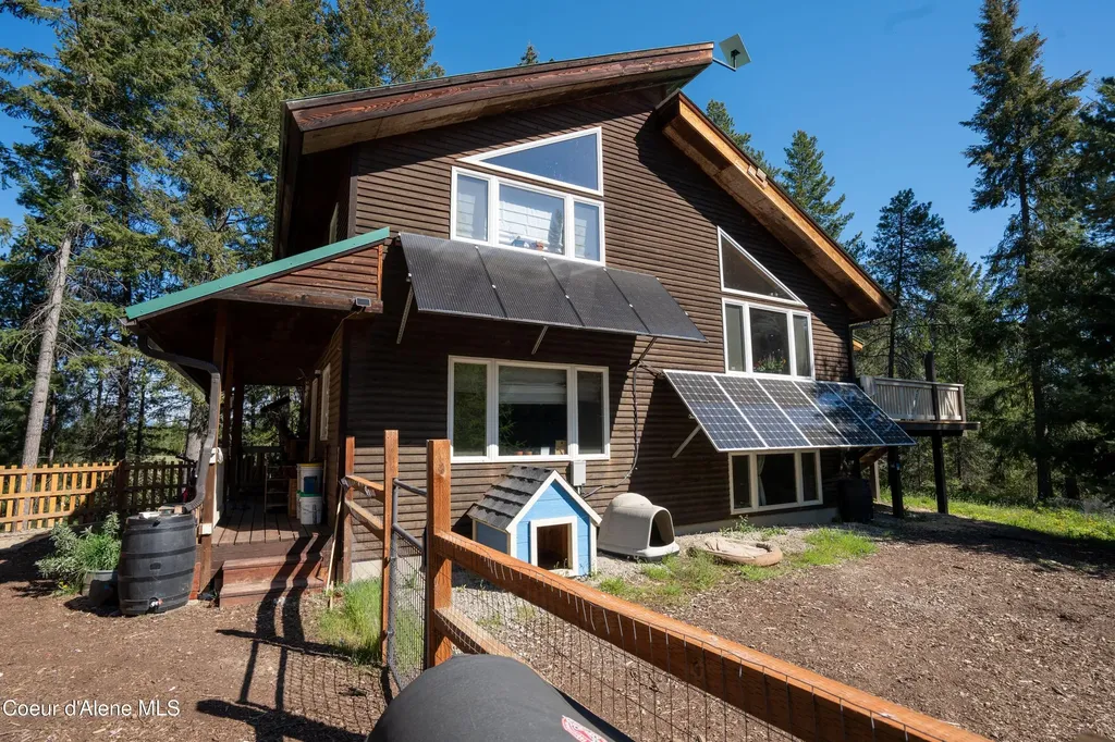 450 Coyote Way Bonners Ferry ID 83805