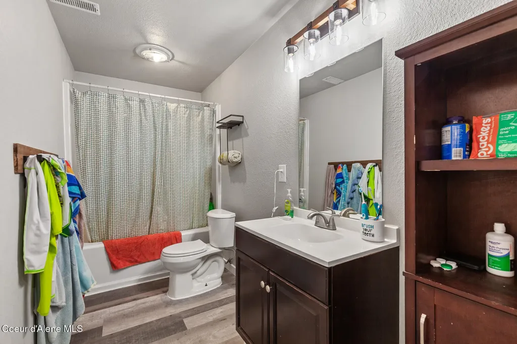 3283 N Knob Creek Court Post Falls ID 83854