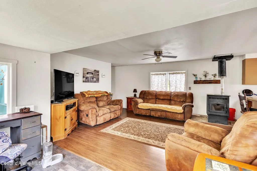 32753 N 2nd Avenue Spirit Lake ID 83869