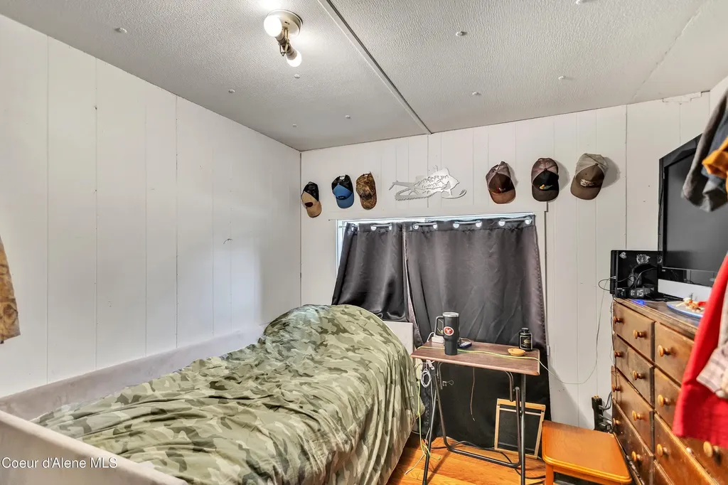 32753 N 2nd Avenue Spirit Lake ID 83869