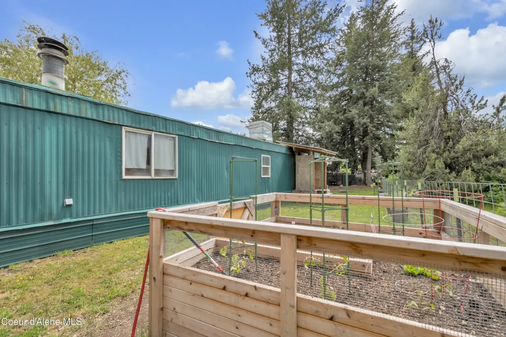 32753 N 2nd Avenue Spirit Lake ID 83869
