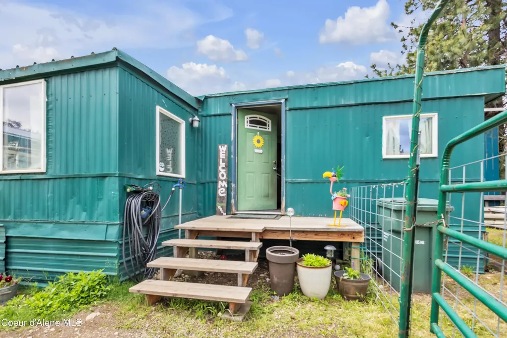 32753 N 2nd Avenue Spirit Lake ID 83869