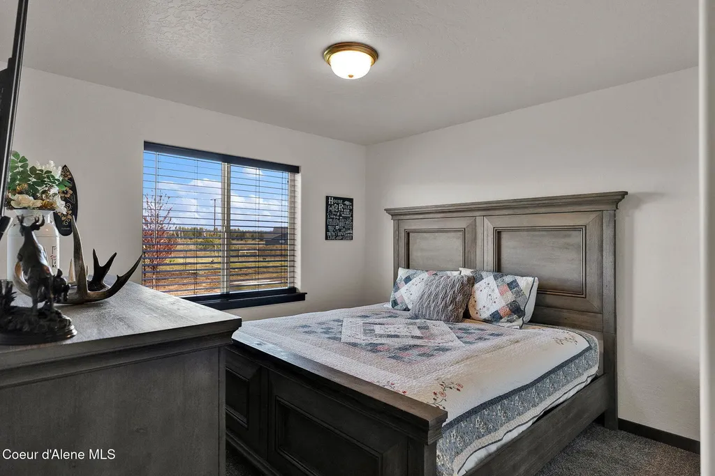 24812 N Old Highway 95 Athol ID 83801