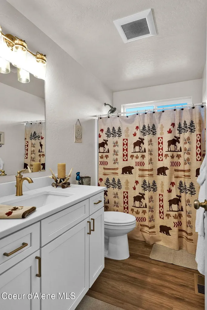 24812 N Old Highway 95 Athol ID 83801