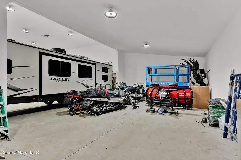 24812 N Old Highway 95 Athol ID 83801