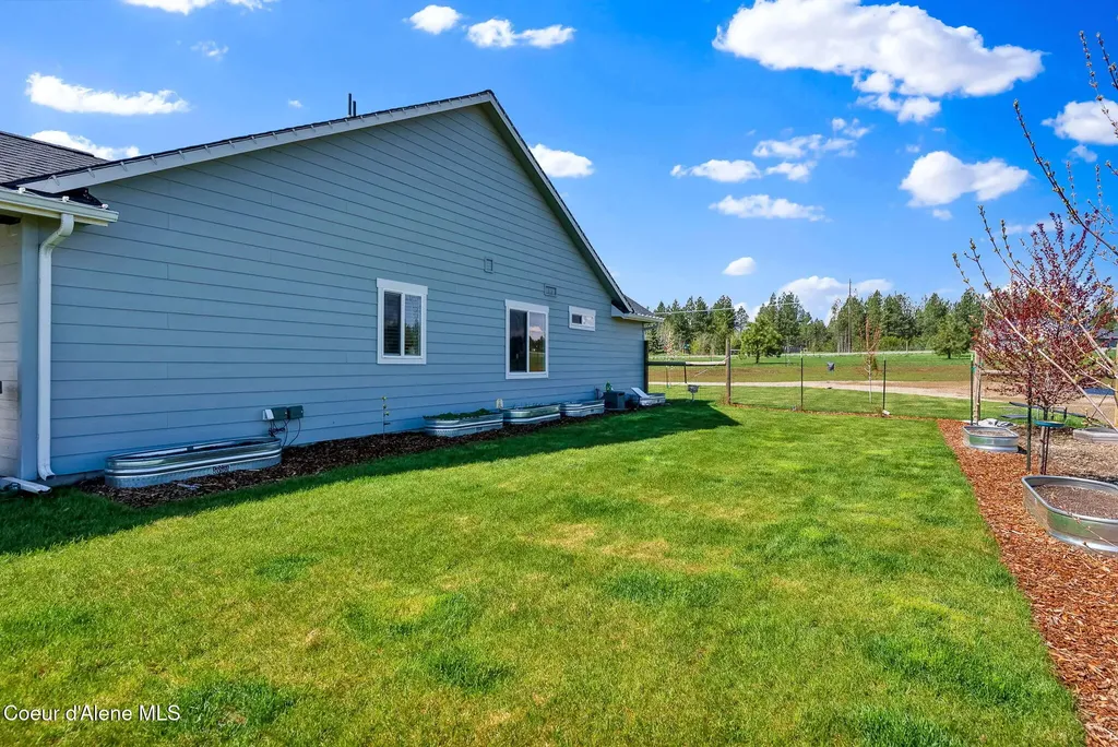 24812 N Old Highway 95 Athol ID 83801
