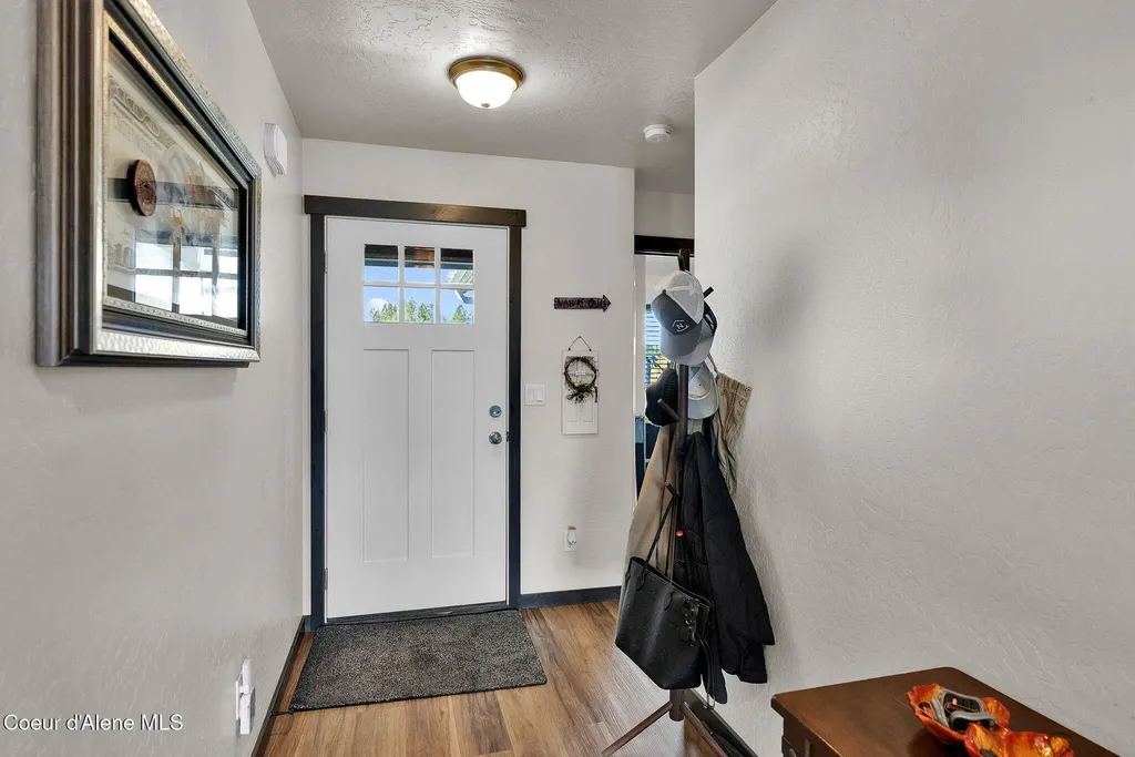 24812 N Old Highway 95 Athol ID 83801