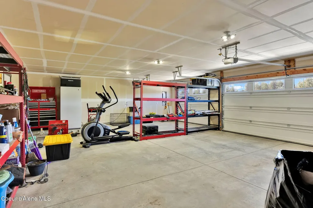 24812 N Old Highway 95 Athol ID 83801