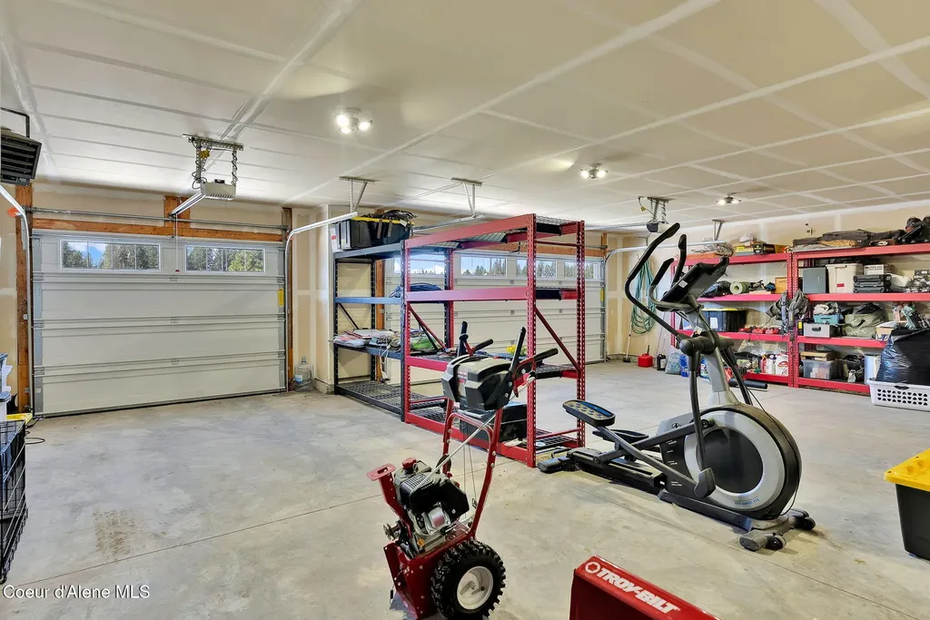 24812 N Old Highway 95 Athol ID 83801