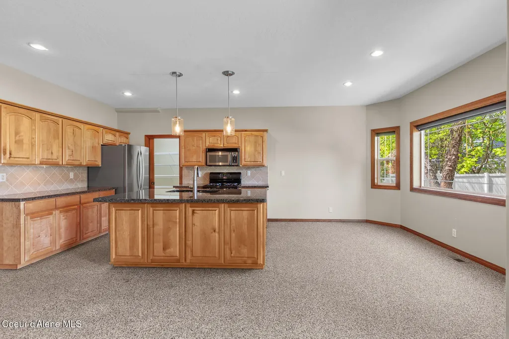 11544 N Cattle Drive Hayden ID 83835