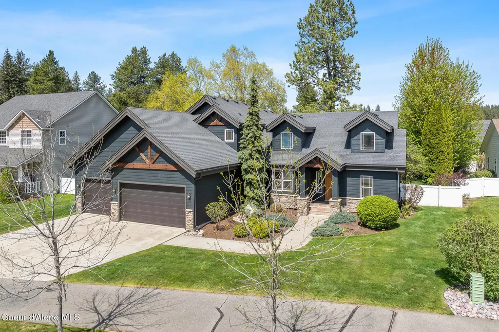 11544 N Cattle Drive Hayden ID 83835