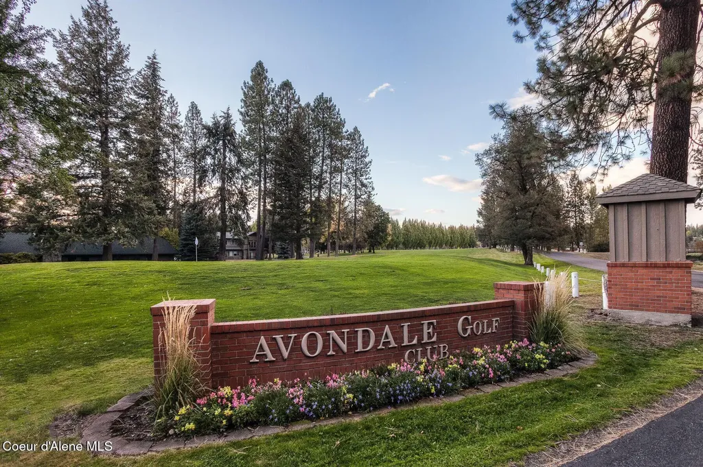 11544 N Cattle Drive Hayden ID 83835