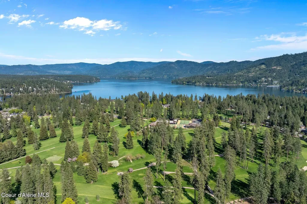 11544 N Cattle Drive Hayden ID 83835