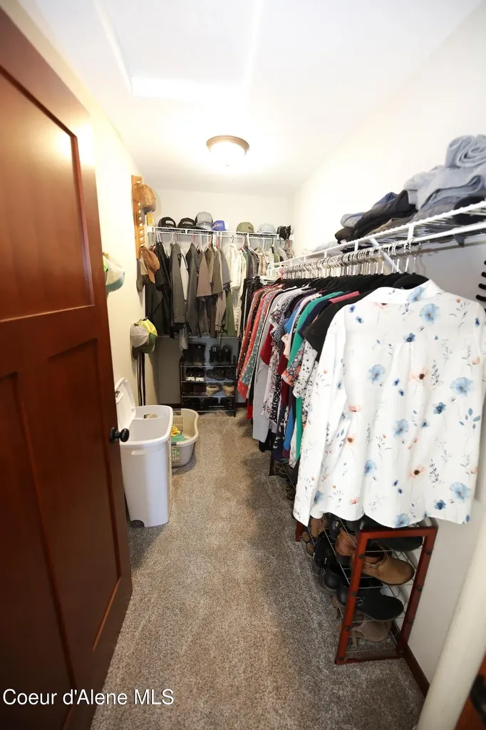 4525 E Rosemont Drive Athol ID 83801