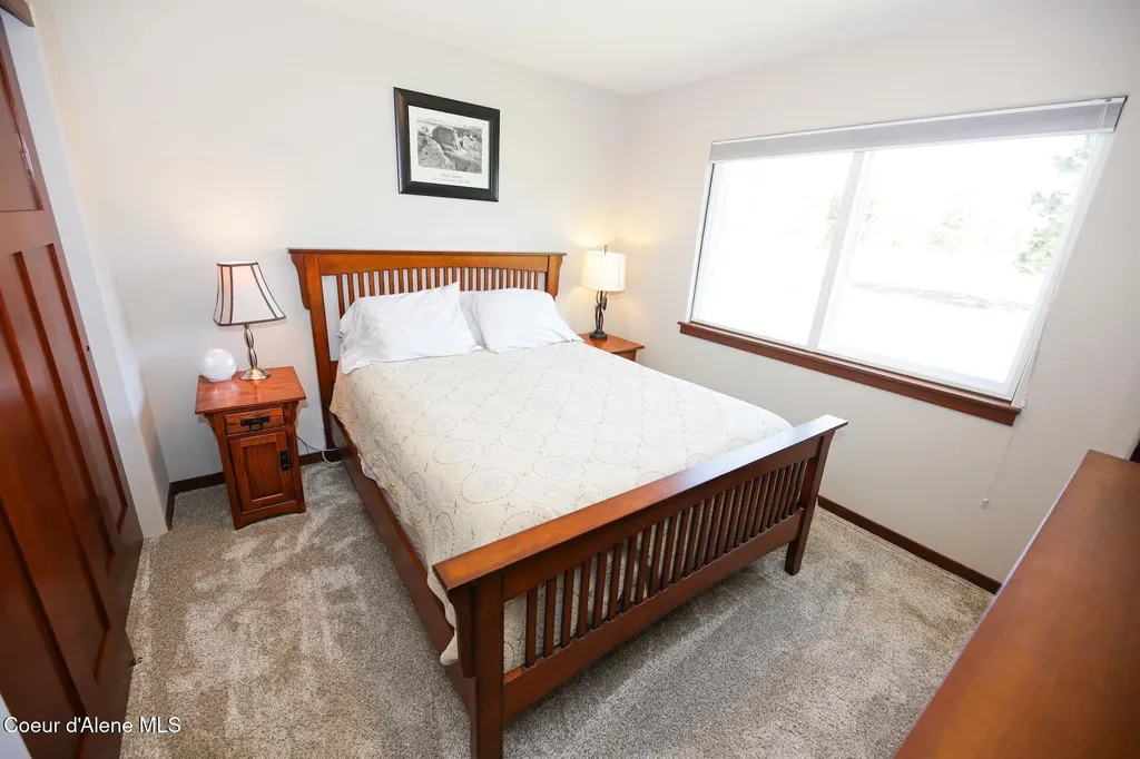 4525 E Rosemont Drive Athol ID 83801