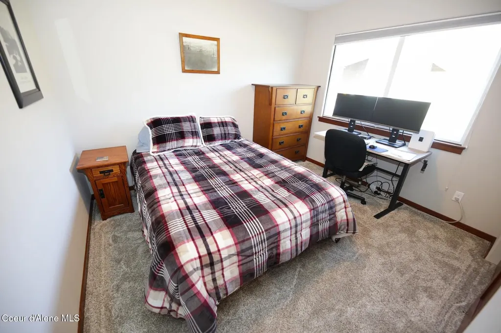 4525 E Rosemont Drive Athol ID 83801
