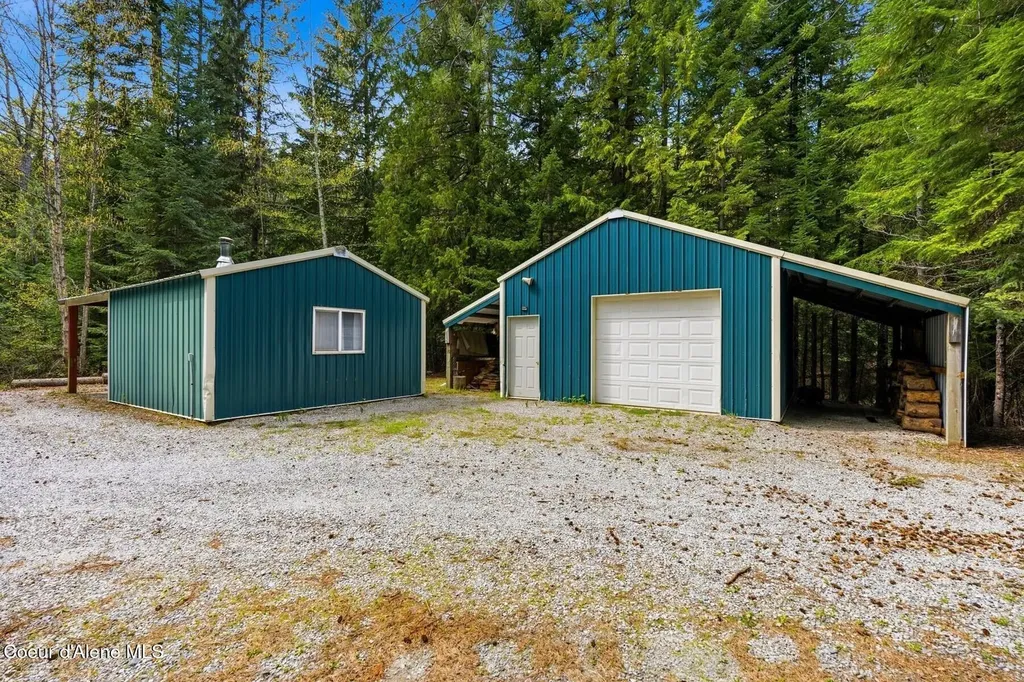 354 Fall Creek Road Naples ID 83847