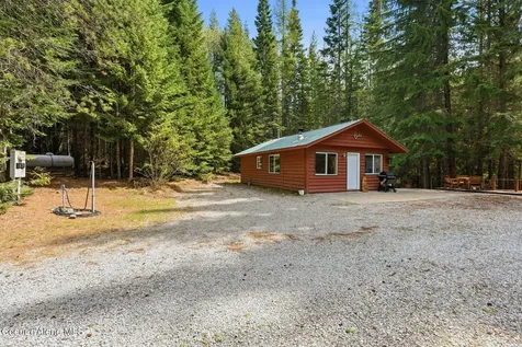 354 Fall Creek Road Naples ID 83847