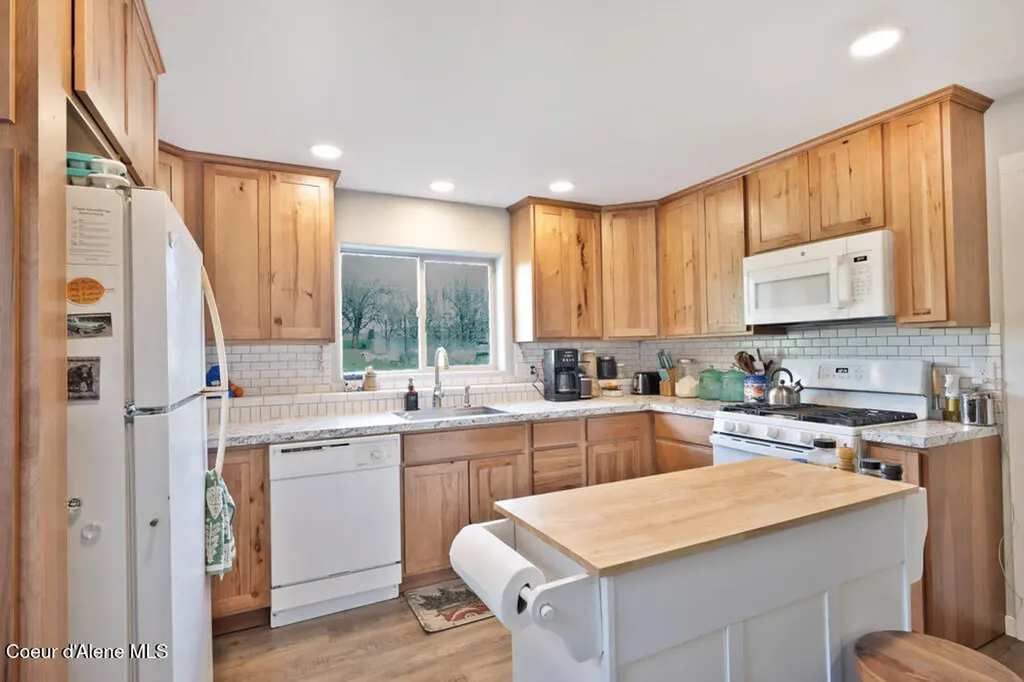 1011 Rothwell Road Viola ID 83872