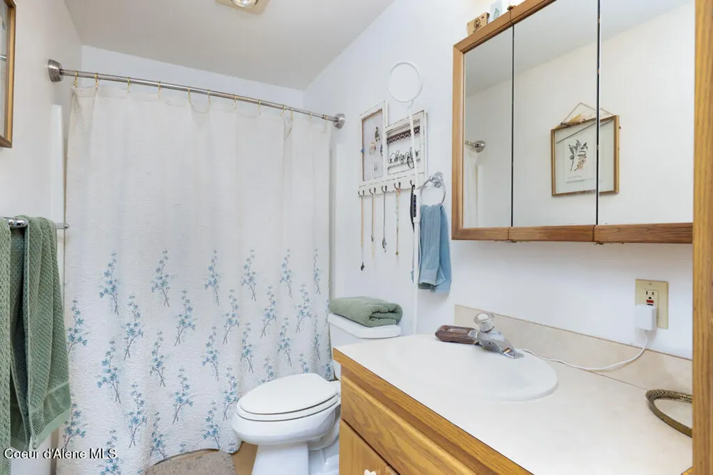 1011 Rothwell Road Viola ID 83872
