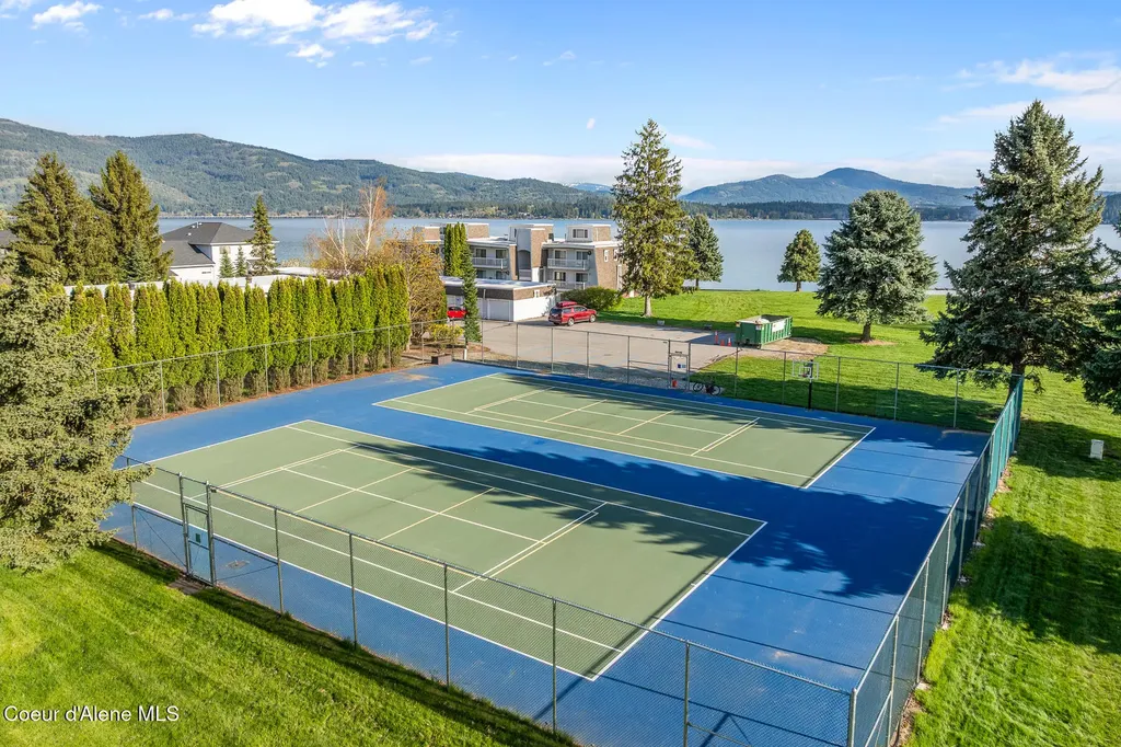 1309 Metaline Lane Sandpoint ID 83864
