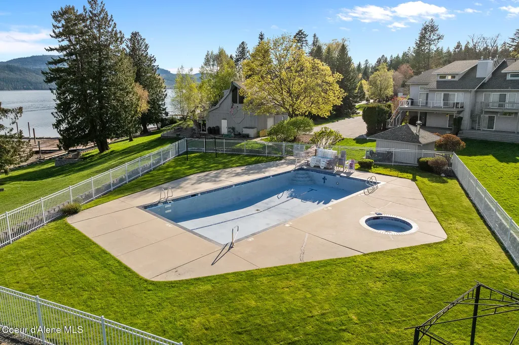1309 Metaline Lane Sandpoint ID 83864
