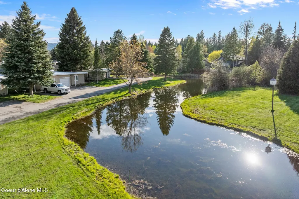 1309 Metaline Lane Sandpoint ID 83864