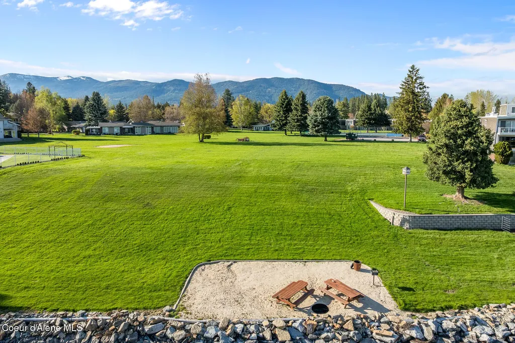 1309 Metaline Lane Sandpoint ID 83864