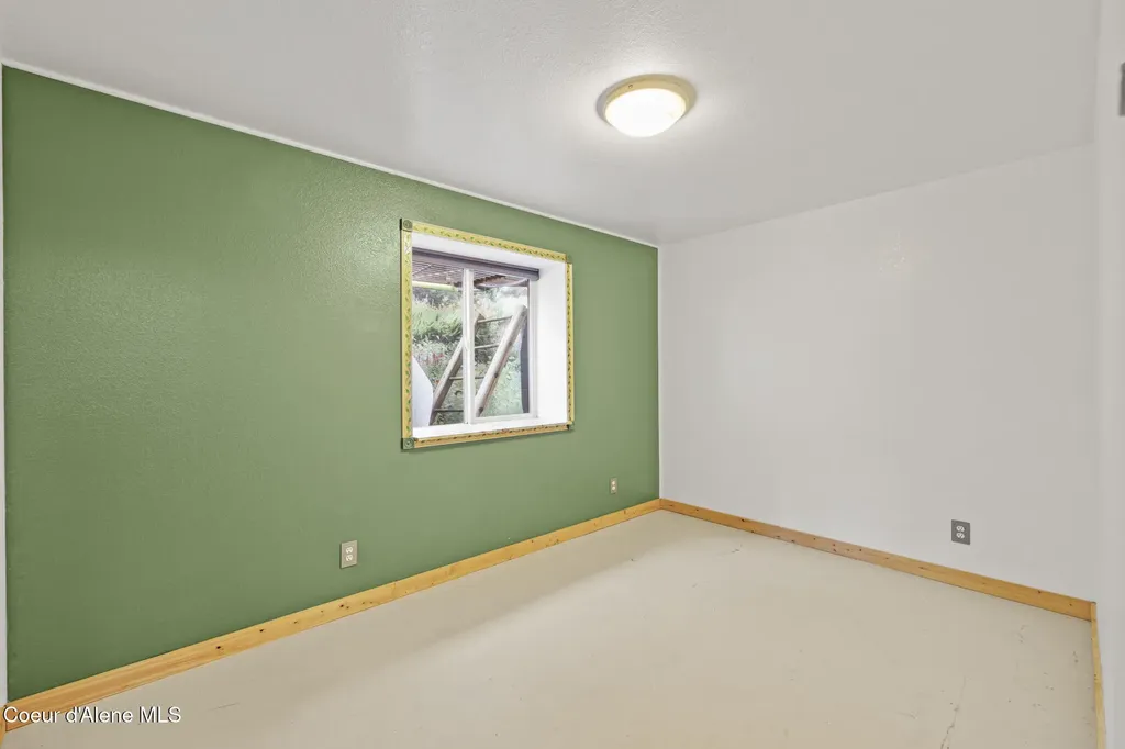 12052 S Diamond Road Harrison ID 83833