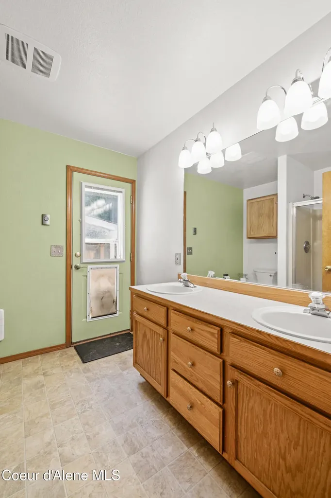 12052 S Diamond Road Harrison ID 83833