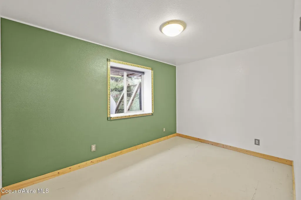 12052 S Diamond Road Harrison ID 83833