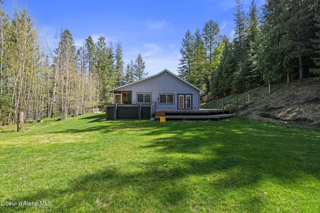 12052 S Diamond Road Harrison ID 83833