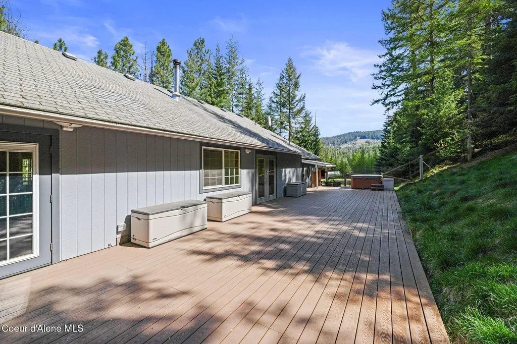 12052 S Diamond Road Harrison ID 83833