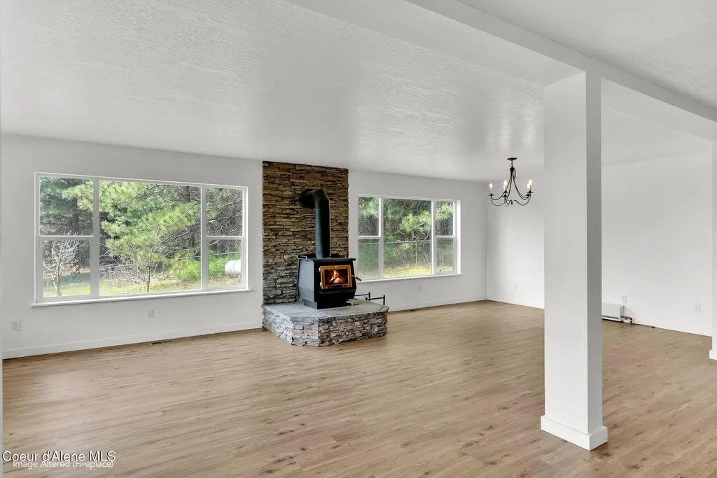 2676 E Canton Lane Harrison ID 83833