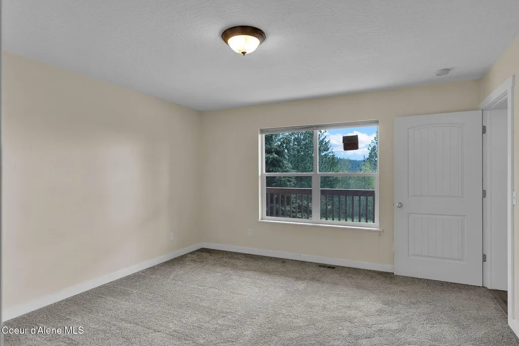 2676 E Canton Lane Harrison ID 83833