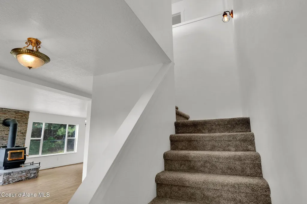 2676 E Canton Lane Harrison ID 83833