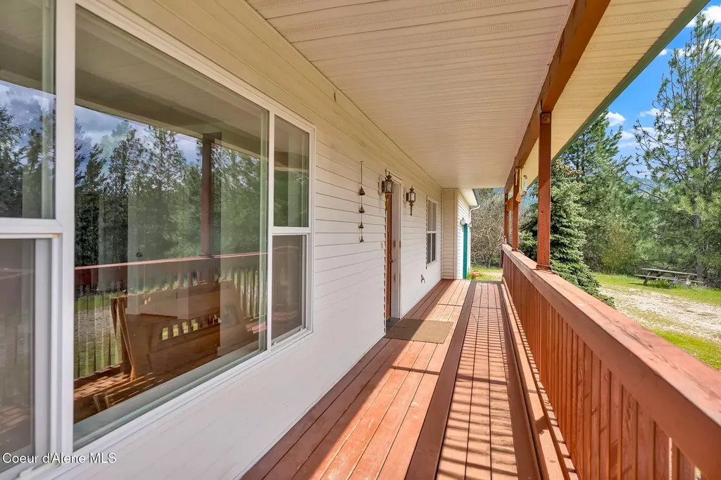 2676 E Canton Lane Harrison ID 83833