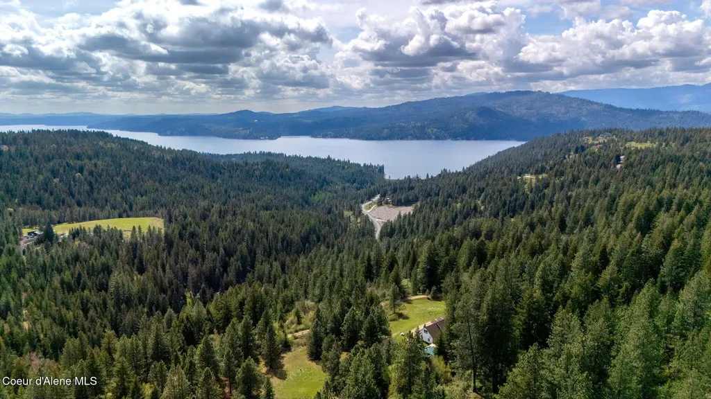 2676 E Canton Lane Harrison ID 83833