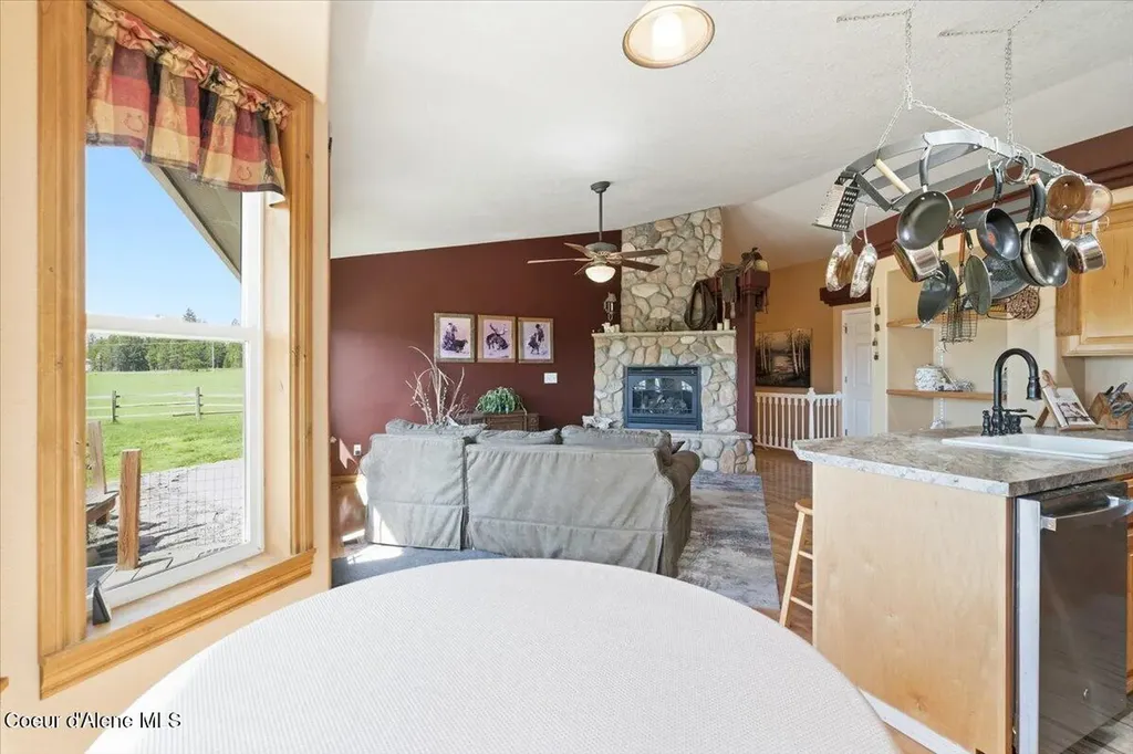 222 E Remington Road Athol ID 83801