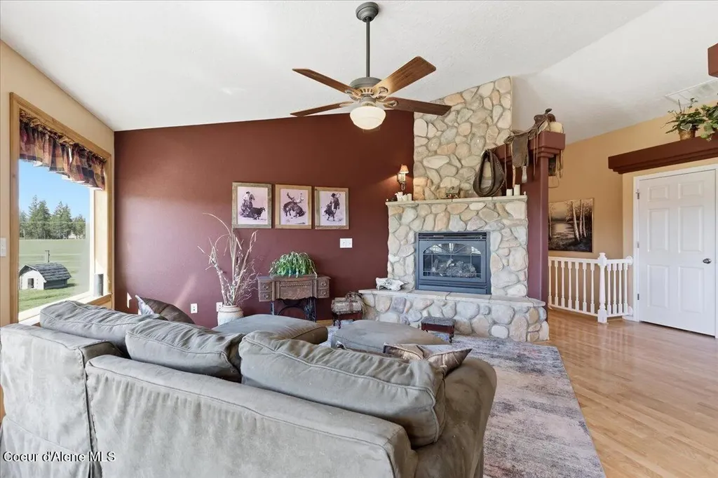 222 E Remington Road Athol ID 83801