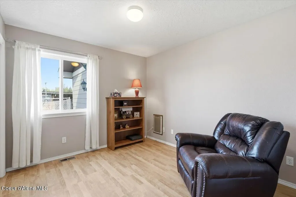 222 E Remington Road Athol ID 83801